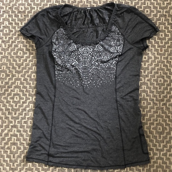 Lululemon Run Wild tee - Picture 11 of 14